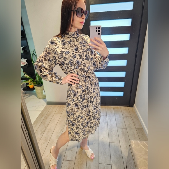 Zara Midi dress Mock Neck Long Sleeve butterfly floral print L M blue white new - Picture 1 of 8